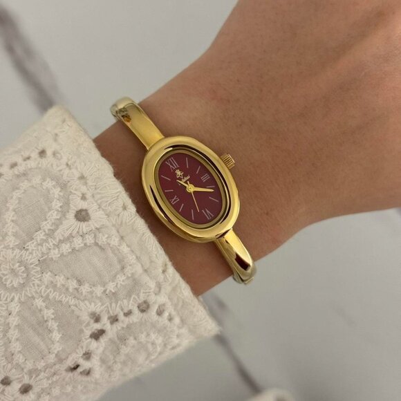 Sku:0177 Gold red mini watch gold‎ bracelet + gift box Vintage vibe in work main image 5